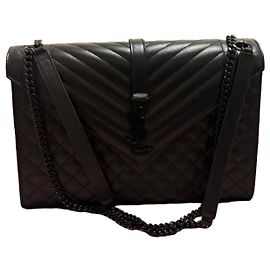 Saint Laurent Borsa Envelope Large in pelle caviar nera