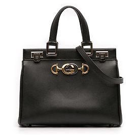 Borsa Zumi piccola in pelle di vitello grana nera di Gucci