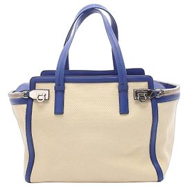 Borsa Ariana Gancini di Salvatore Ferragamo