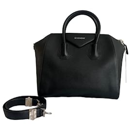 Borsa Givenchy Antigona in pelle nera