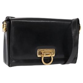 Gancini Schultertasche aus Leder Gold Schwarz Salvatore Ferragamo Auth 169058