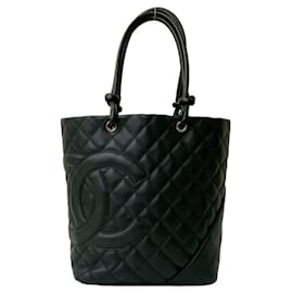 Borsa in pelle con logo Coco della linea Cambon di Chanel