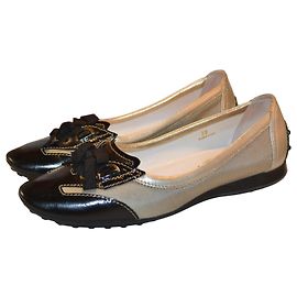 Ballerine Tod's Gommino in pelle nero e grigio