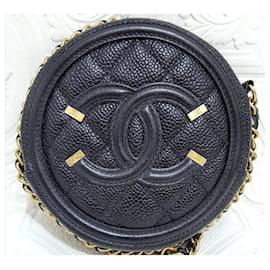 Chanel Clutch Rotondo in Filigrana con Catena