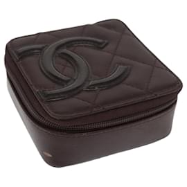Pochette in pelle della linea Cambon CHANEL marrone scuro con CC argento Auth 171191