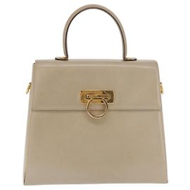 Salvatore Ferragamo Gancini Convertible Top Handle Pelle Medium