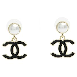 Chanel 2025 Orecchini a Perno CC Smalto Nero e Pendenti Dorati