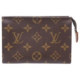 Pochette Toilette 15 Louis Vuitton