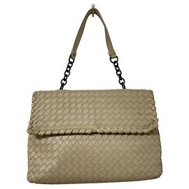 Borsa a Spalla Olympia Intrecciato di Bottega Veneta