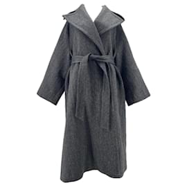 Abrigo largo de lana gris Alaïa