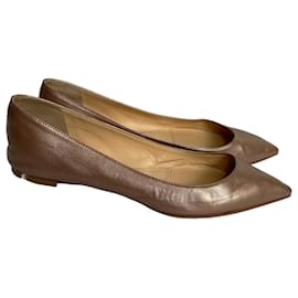 Christian Louboutin leather ballet flats golden