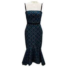 Vestido cóctel midi con volantes Rito Ancestral en navy / negro de Johanna Ortiz