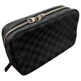 Pochete Louis Vuitton Damier Graphite GM