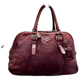 Borsa Prada in pelle bordeaux