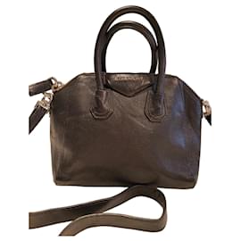 Borsa a mano Givenchy in pelle nera