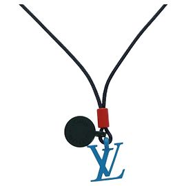 LOUIS VUITTON Collana Metallica Charms On the Go Smalto M63648 Auth 169644M