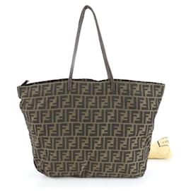 Bolsa tote marrom com padrão Zucca da Fendi