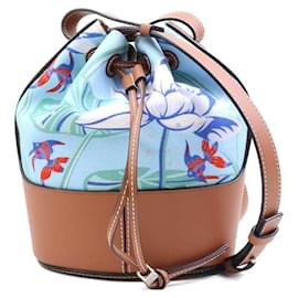 Borsa Balloon della collaborazione LOEWE Paula's Ibiza