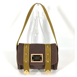 Borsa a Spalla Lava Antigua di Louis Vuitton