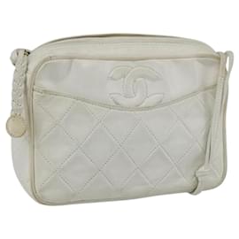 CHANEL Borsa a Spalla Matelassé Pelle Bianca Oro CC Auth BA10848
