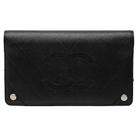 Cartera larga bifold Chanel V-Stitch Coco Mark en negro