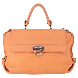 Sofia Satchel aus genarbtem Leder groß Salvatore Ferragamo