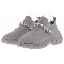 Miu Miu Sneakers grigi con ornamenti