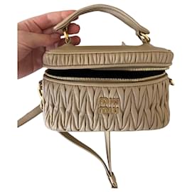 Bolso Matelassé Miu Miu