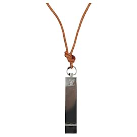 Collana fischietto LV Cup in metallo argento LOUIS VUITTON Auth 171365A