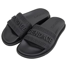 FENDACE Gummisandalen - Fendi
