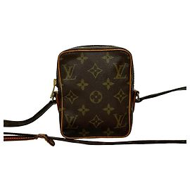 Bolso de Hombro Mini Danube de Cuero Monogram Louis Vuitton