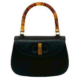 Gucci Old Turnlock Handtasche aus Kalbsleder