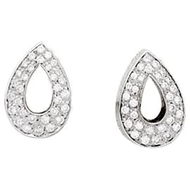 Orecchini Piaget, oro bianco e diamanti.