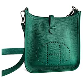 Hermès Evelyne 16 TPM Taurillon Clemence Pelle Amazone Hobo Crossbody Verde Vertigo