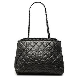Chanel Nero Piccola Tote in Pelle Trapuntata con Catena Me