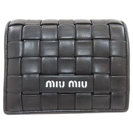 Miu Miu geflochtene Leder Bifold-Geldbörse für Frauen