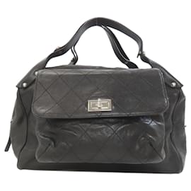 Borsa tote CHANEL Matelassé con hardware argentato