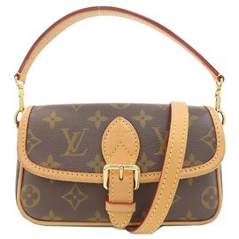 Borsa a mano Nano Diane M83298 di Louis Vuitton