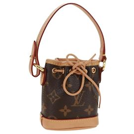 LOUIS VUITTON Charm de Bolsa Micronoe Monograma Vivienne M00818 LV Auth 171855SAM