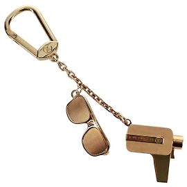 LOUIS VUITTON Llavero Cannes Soporte de Llave metal Dorado M65383 LV Auth 171129M