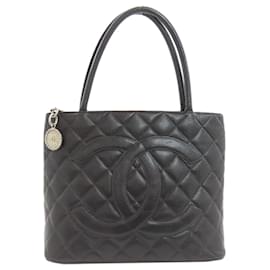 Borsa Tote Reissue di Chanel