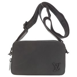 Borsa Messenger Orkio 15" – Design Belga In Pile Beige – Nuova Con Etichette