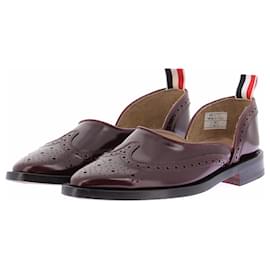 Sandali "slip-on" bordeaux in pelle verniciata - Thom Browne