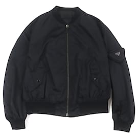 Chaqueta bomber Prada Re-Nylon de nailon