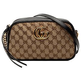 Gucci Small GG Marmont Matelassé Crossbody-Tasche aus GG Canvas und Leder Beige