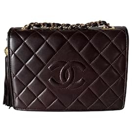 Borsa Classic Flap Chanel in pelle marrone scuro