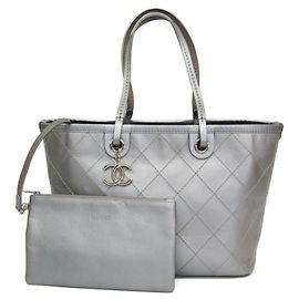Borsa tote in pelle di vitello grigia Chanel On the Road
