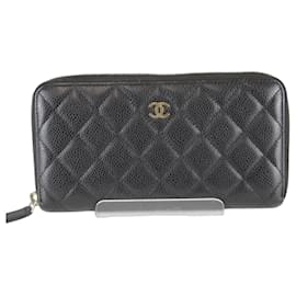 Chanel Langbörse aus gestepptem Kaviarleder