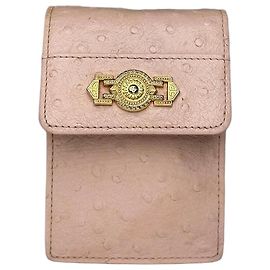 Mini bolso de cuero de avestruz vintage Gianni Versace / Porta tarjetas rosa