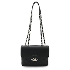 Chanel Coco Mark Schultertasche aus Kalbsleder